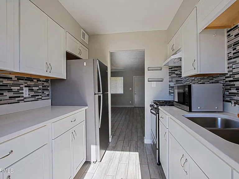 5241 N 17th Ave #B — Photo 7