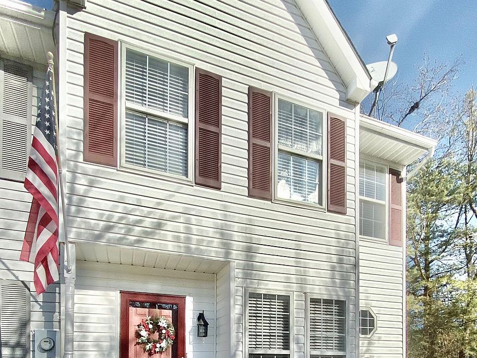 1st image of 21093 Jenna Ct