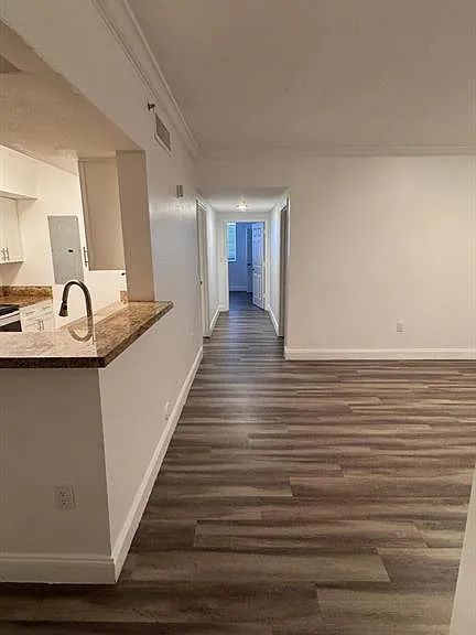 201 SW 116th Ave #108 — Photo 8
