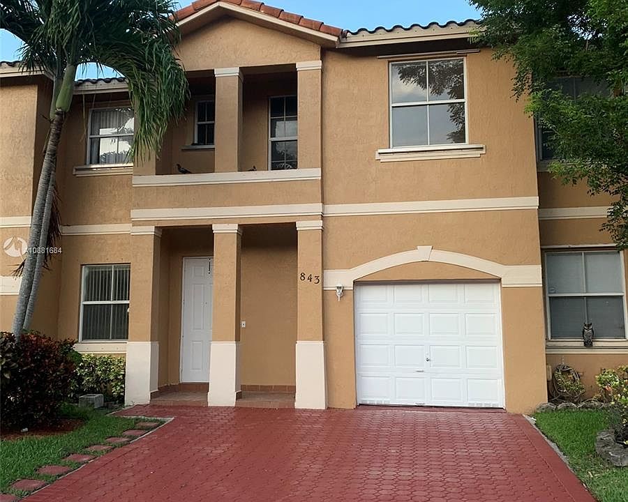 1st image of 843 NW 135th Ave #843