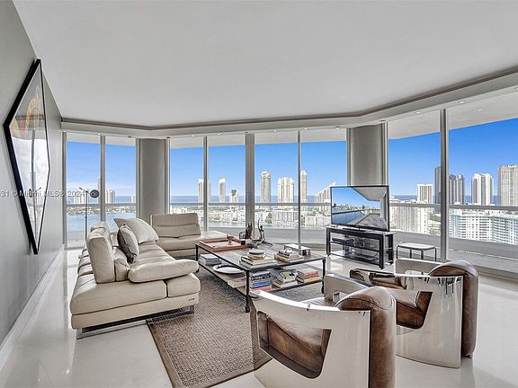 2nd image of 2600 Island Blvd APT 3001