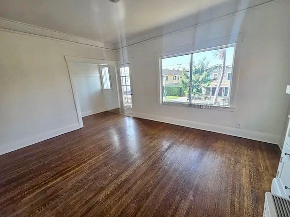 2nd image of 332 W 9th St #2