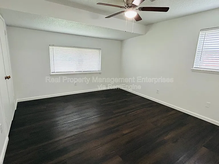 633 Lotus Ave — Photo 12