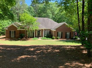 800 Laurel Ridge Ln, Cataula, GA 31804