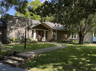 226 Mill Farm Rd, Noblesville, IN 46062