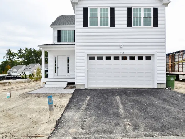 215A Crownshield #20A, Uxbridge, MA 01569