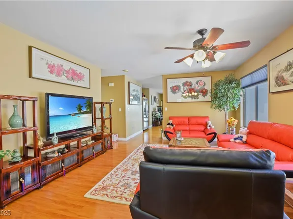 10203 Arlington Abby St, Las Vegas, NV 89183