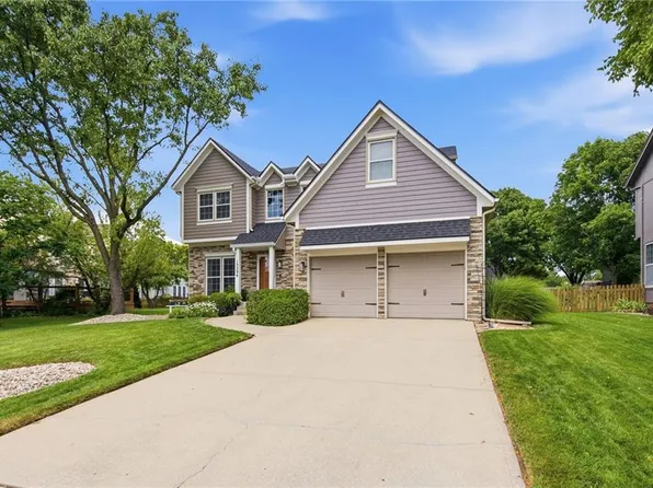 15294 W 147th Dr, Olathe, KS 66062