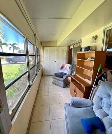 5th image of 217 Waterford Cir #J