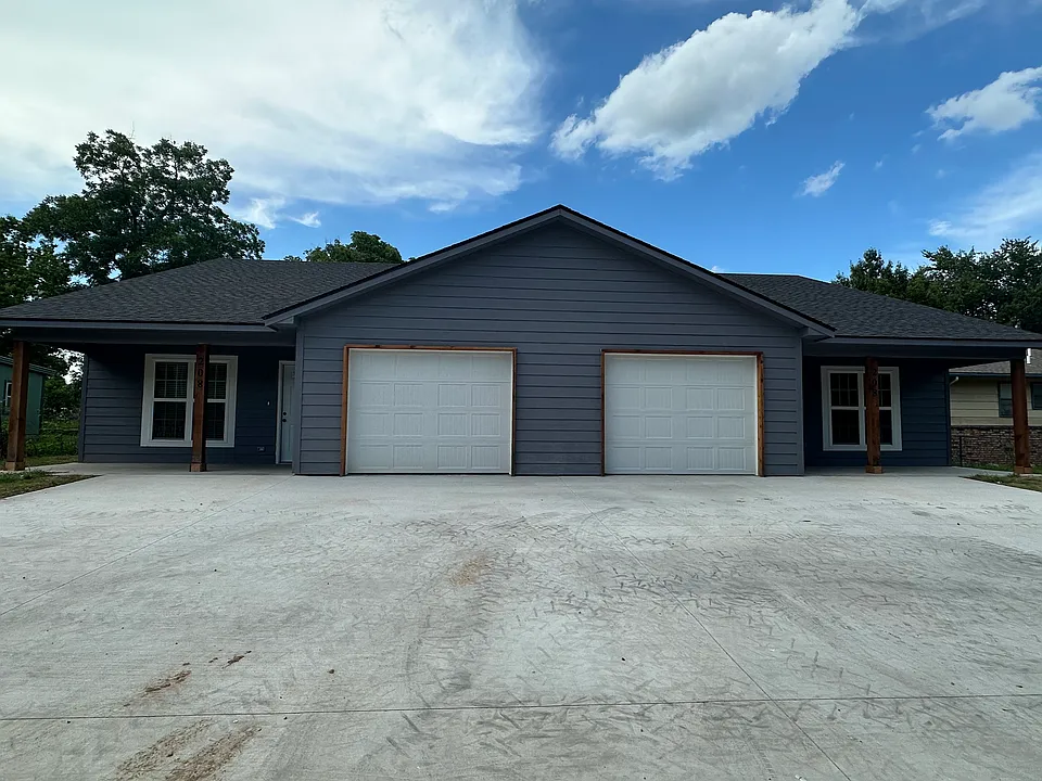 208 W Arden St #1 & 2