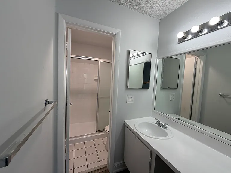 4419 Treehouse Ln #C — Photo 4