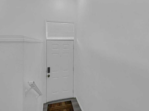 2nd image of 109 S Tuscany Springs Gdns NW