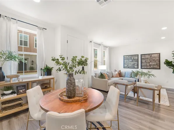 4080 S Bodega Way Unit 27, Ontario, CA 91761