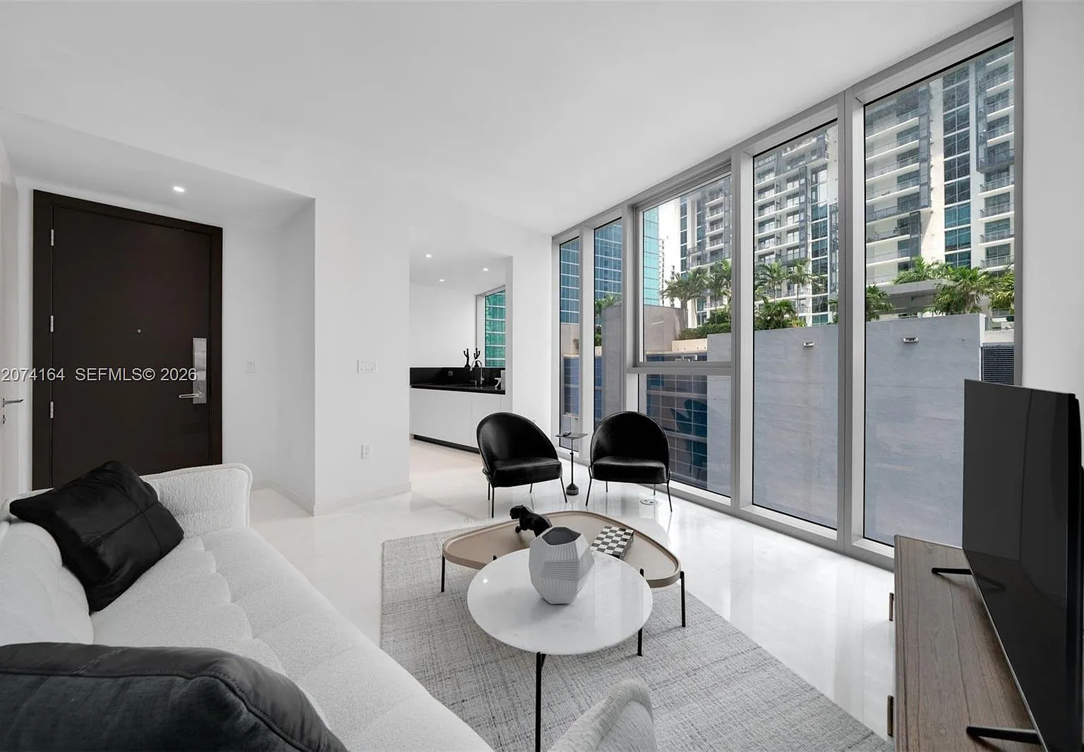 Aston Martin Residences — Photo 2