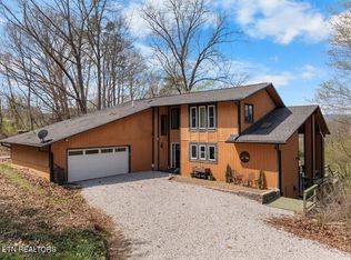 770 Mount Paran Rd, Jacksboro, TN 37757