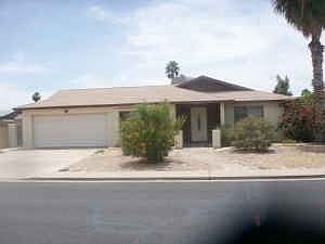 1st image of 2203 W Catalina Ave
