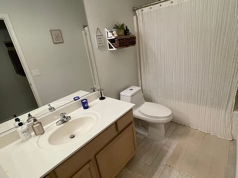 21469 N 79th Dr — Photo 16