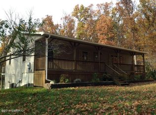10614 Dennings Rd, Jonesville, MI 49250