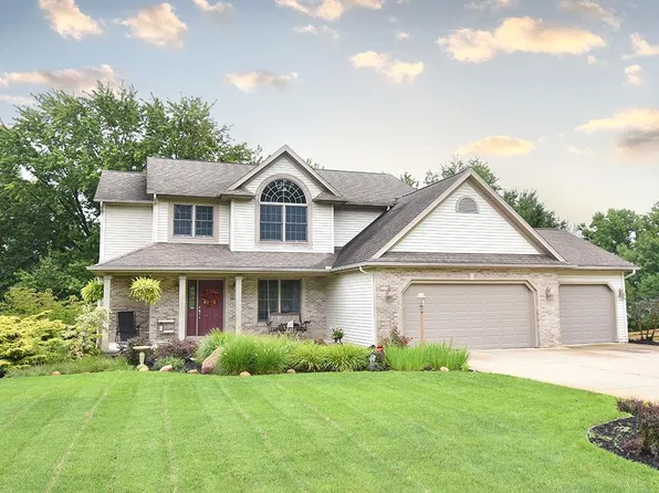 13086 Bear Creek Ct, Middlebury, IN 46540