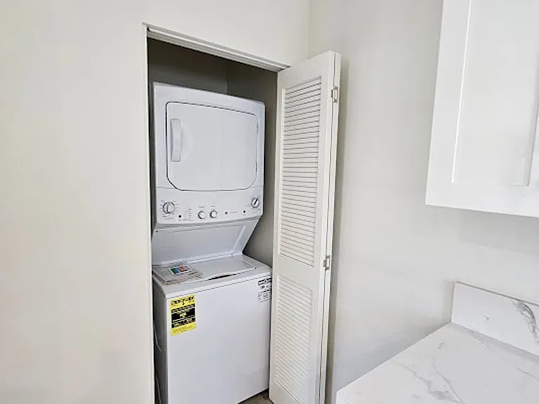 1451 W Almond Ave #C — Photo 5