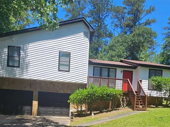4115 Cranwood Dr S, Atlanta, GA 30349