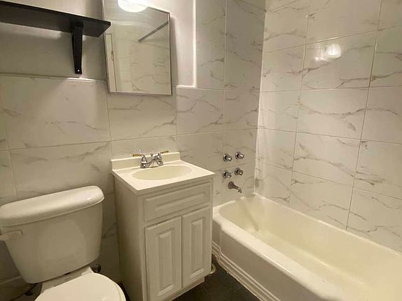 3rd image of 816 Nostrand Ave #4