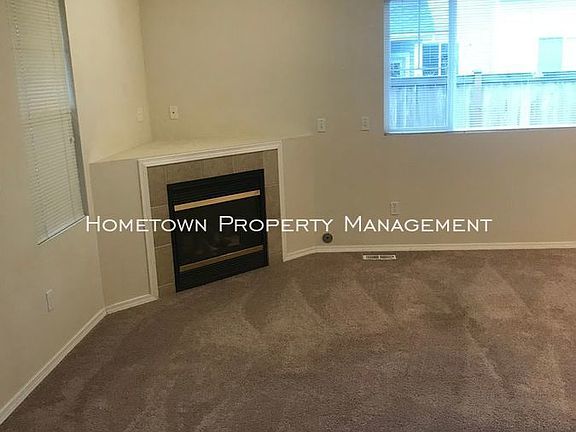 4th image of 312 Yauger Way NW Unit 101