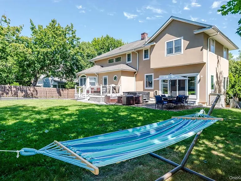 107 Puritan Dr — Photo 41