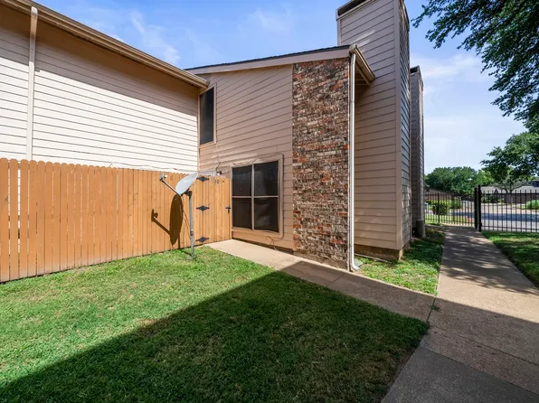 5516 Boca Raton Blvd APT 310, Fort Worth, TX 76112