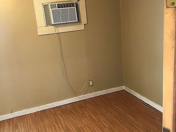 Apt A Bedroom ( wall unit ) 