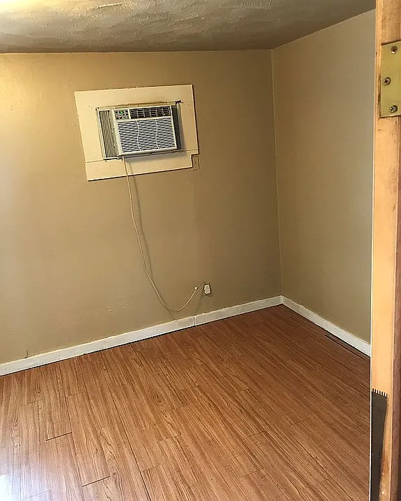 Apt A Bedroom ( wall unit ) 