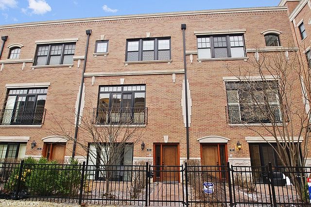 1st image of 2815 N Bell Ave