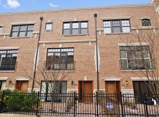 2815 N Bell Ave, Chicago, IL 60618