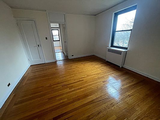 3rd image of 2728 Henry Hudson Pkwy #C34