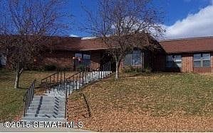 1st image of 909 Luther Pl APT 104