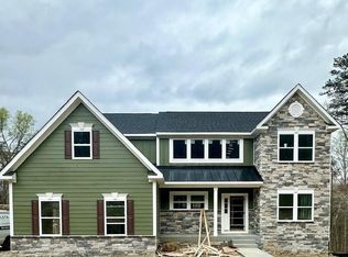 211 Whistlewood Ln, Winchester, VA 22601