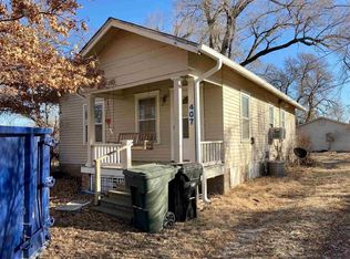 407 NE Burgess Ave, Topeka, KS 66608