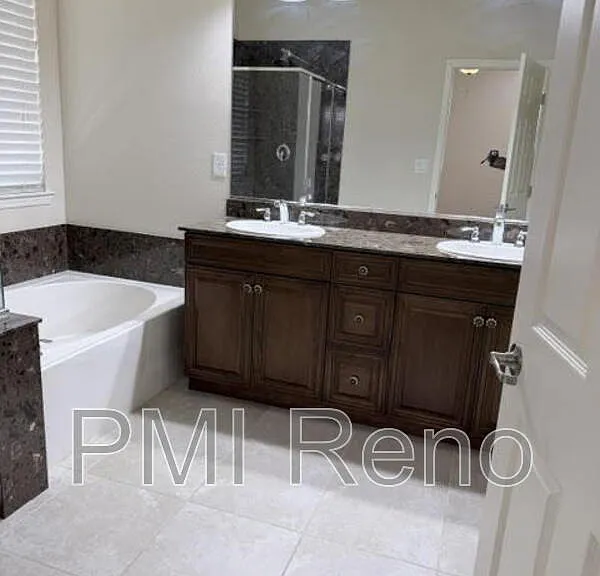 10742 Amber Falls Dr — Photo 11