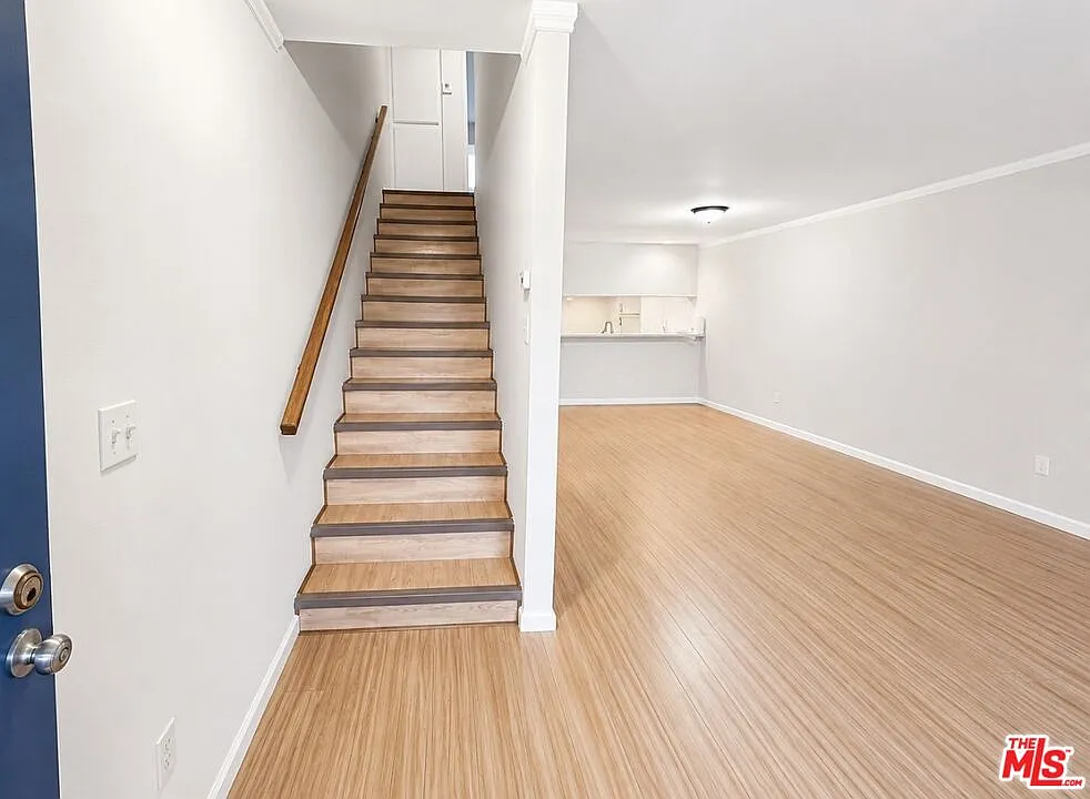 2 bed, 1.5 bath, 992 sqft, $2,800 — Photo 1