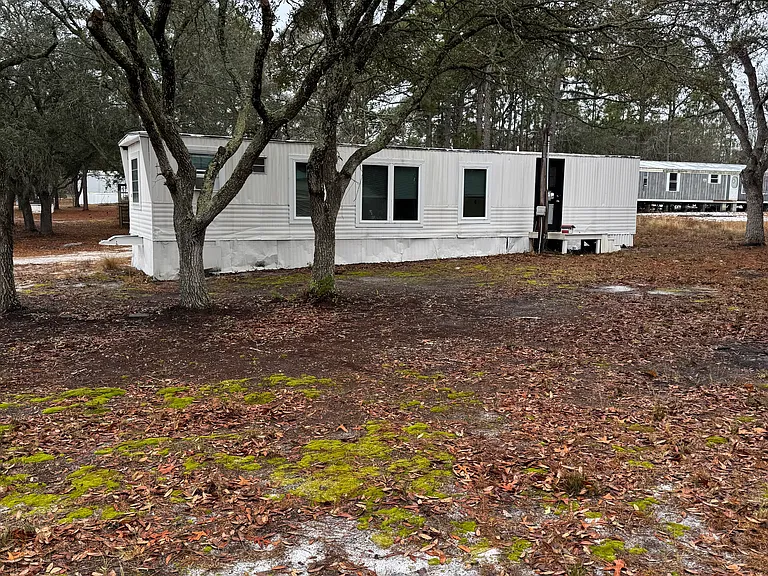 2904 Mars Dr SW — Photo 1