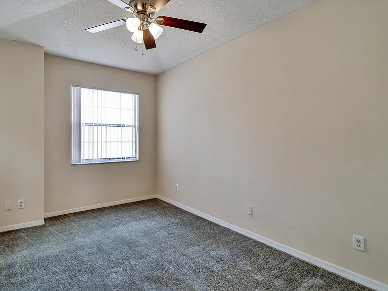439 Riggs Cir — Photo 23