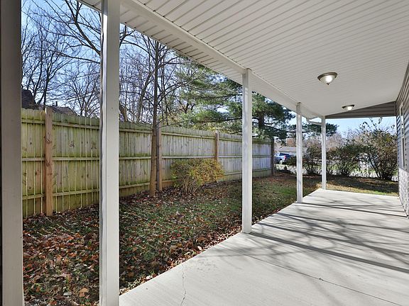 4th image of 9391 Mink St SW