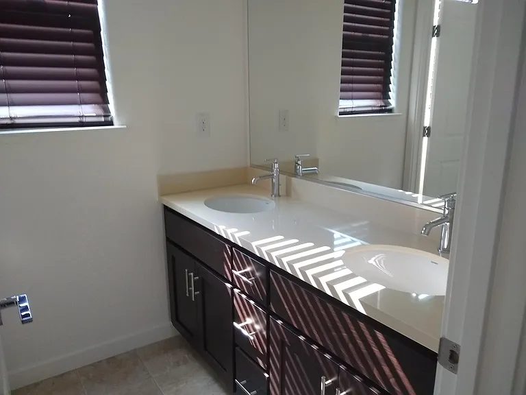 2300 Spitfire Way — Photo 12