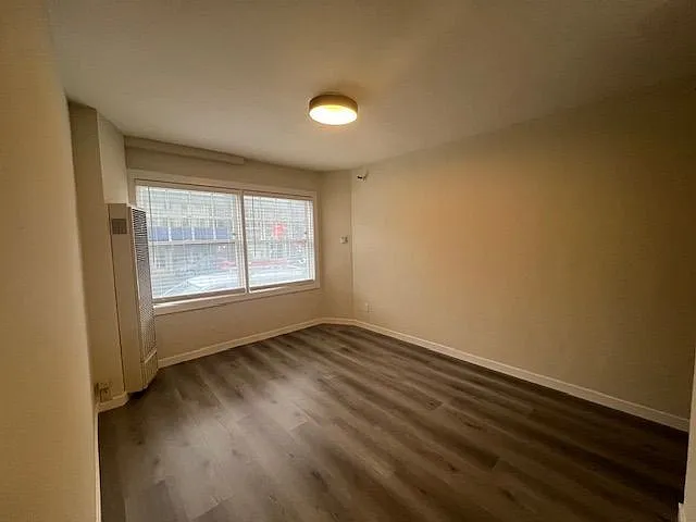 272 9th St #28 — Photo 5