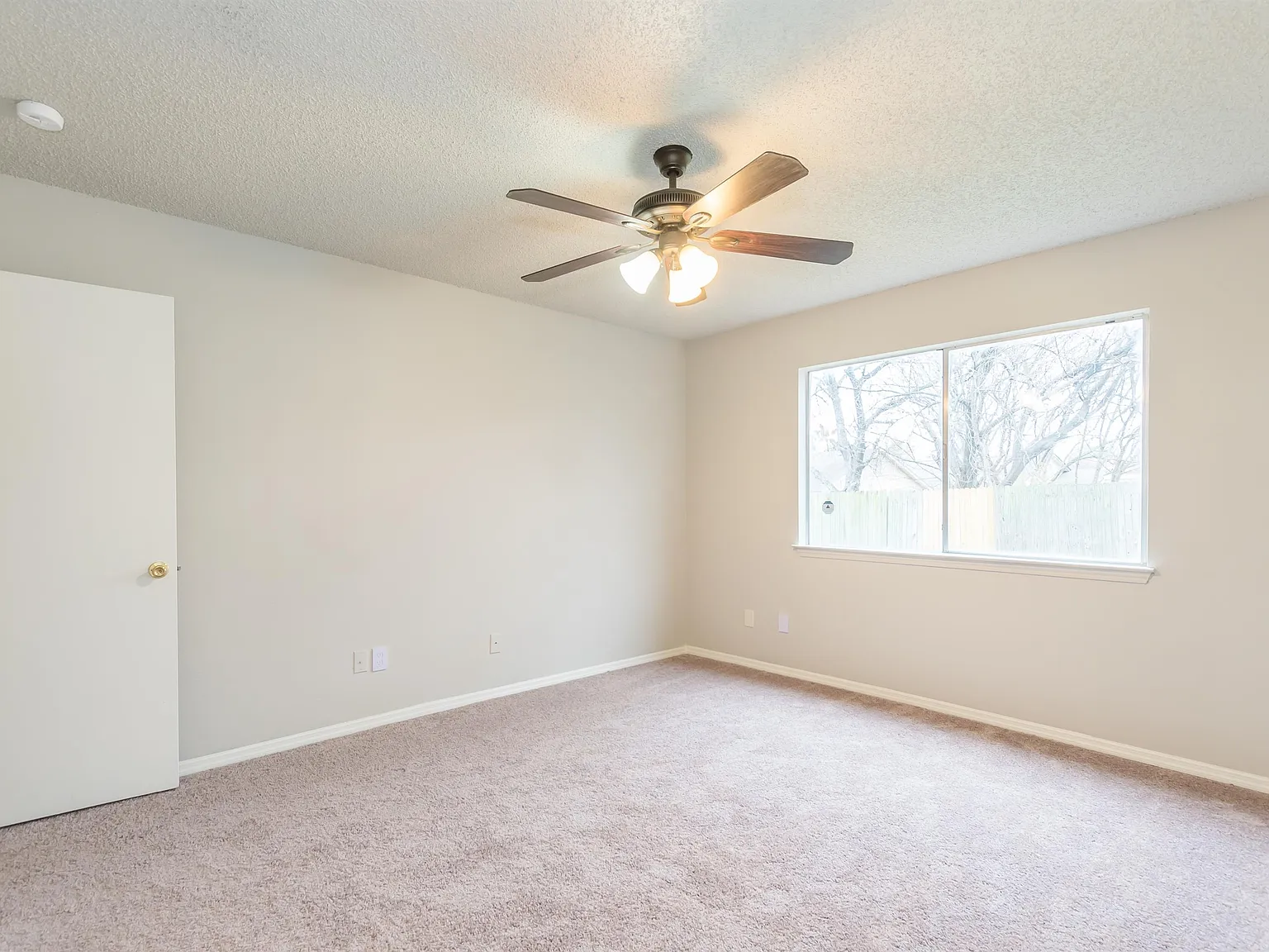 3518 Stoney Bluff Street - 1 — Photo 4