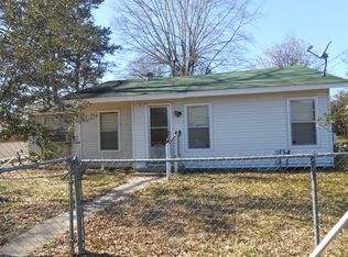 208 Rock School Rd, Texarkana, TX 75501