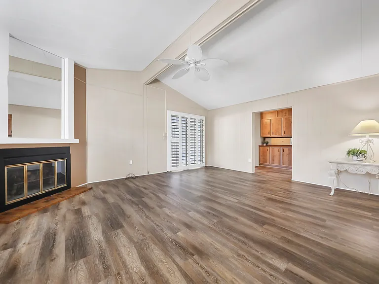 74647 Azurite Cir E — Photo 8