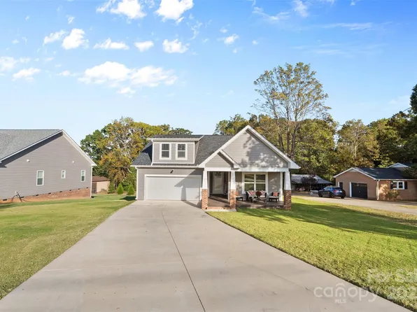 1417 Azalea Ave, Kannapolis, NC 28081