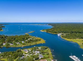 7 S Pond Rd, East Hampton, NY 11937