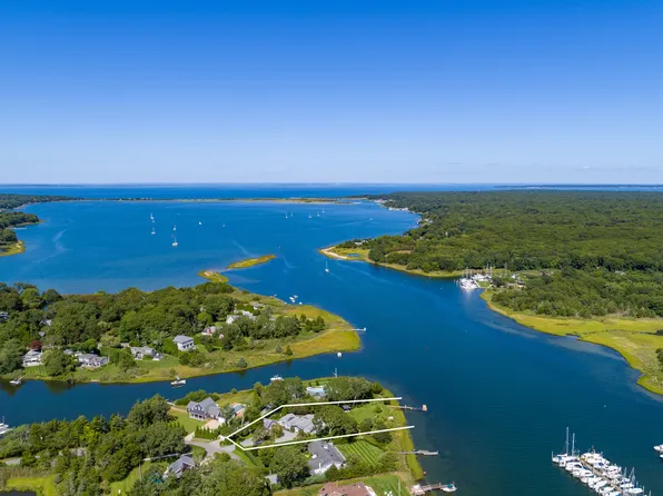 7 S Pond Rd, East Hampton, NY 11937